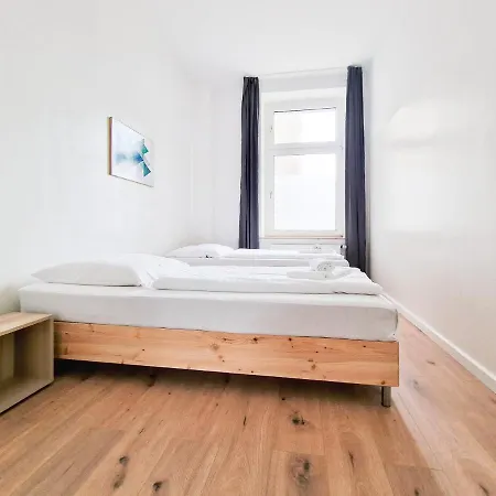 Raj Living - 1 Or 4 Room Apartments - 15 Min To Messe Dus - 10 Min Old Town Dus Dusseldorf Exterior photo