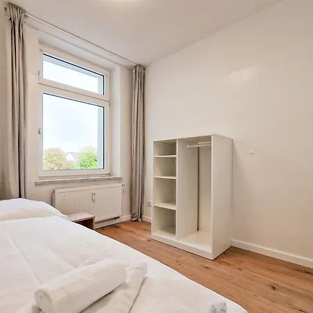 Raj Living - 1 Or 4 Room Apartments - 15 Min To Messe Dus - 10 Min Old Town Dus Dusseldorf Exterior photo
