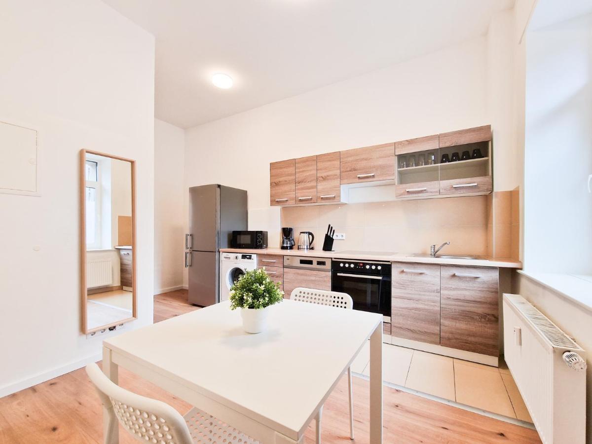 Raj Living - 1 Or 4 - 15 Min To Messe Dus - 10 Min Old Town Dus * Dusseldorf