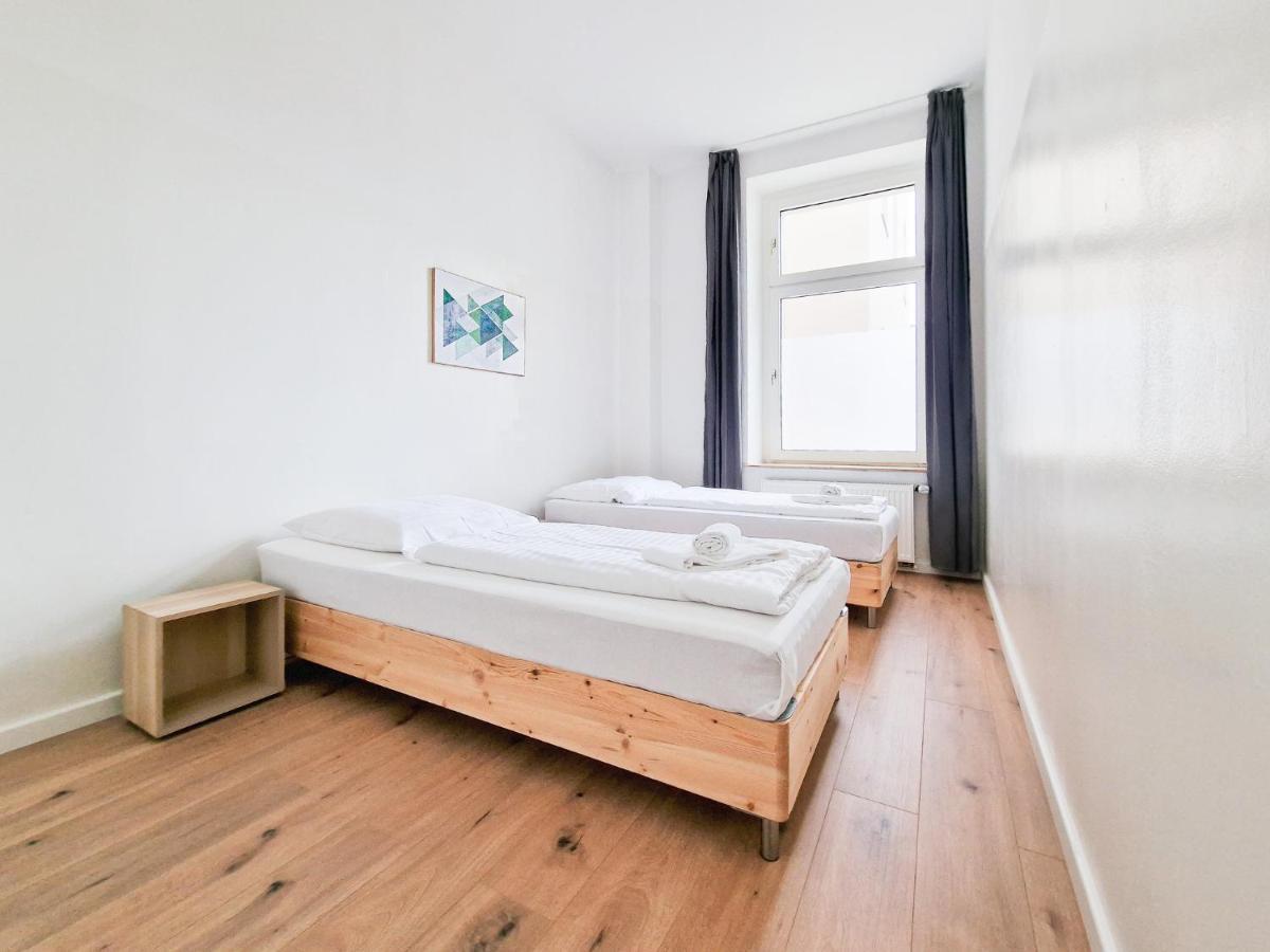 Raj Living - 1 Or 4 - 15 Min To Messe Dus - 10 Min Old Town Dus *