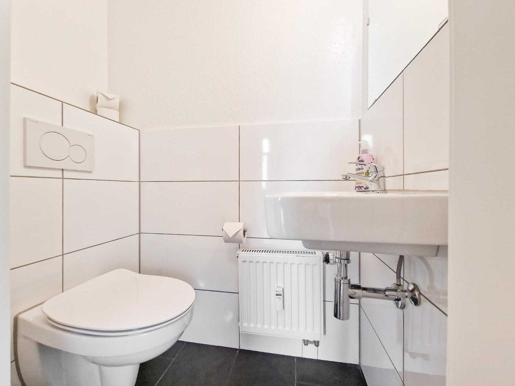 Apartment Raj Living - 1 Or 4 - 15 Min To Messe Dus - 10 Min Old Town Dus