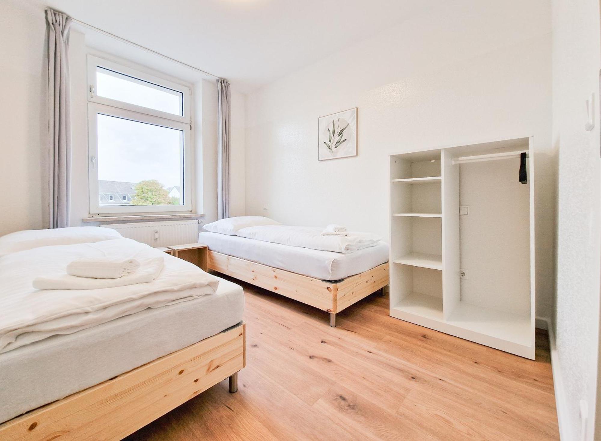 Raj Living - 1 Or 4 - 15 Min To Messe Dus - 10 Min Old Town Dus Dusseldorf